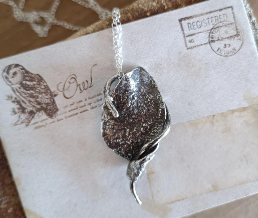 Pendentif floral